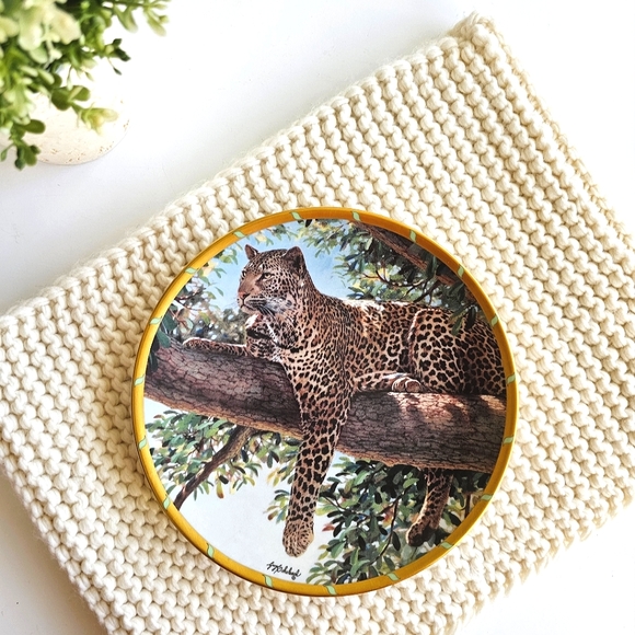 Lenox Collection Afternoon Shade Guy Coheleach Royal Cats Plate Leopard - Picture 1 of 13